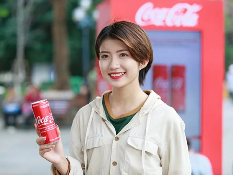 1 lon coca bao nhieu calo uong coca co beo khong