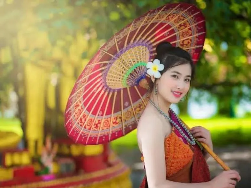 trang phuc truyen thong lao co gi dac sac kham pha tu a z